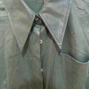 Lake blue bottom up shirt